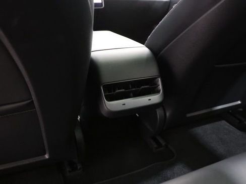 Used 2022 Tesla Model 3 Long Range image 31