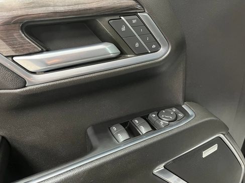 Used 2022 Chevrolet Silverado 1500 LTZ AWD/4WD image 21