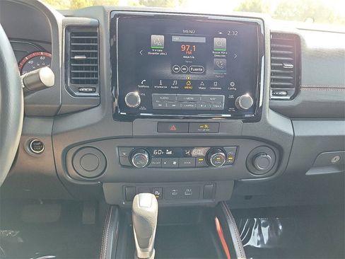 Used 2023 Nissan Frontier Pro-X w/ Technology Package image 10