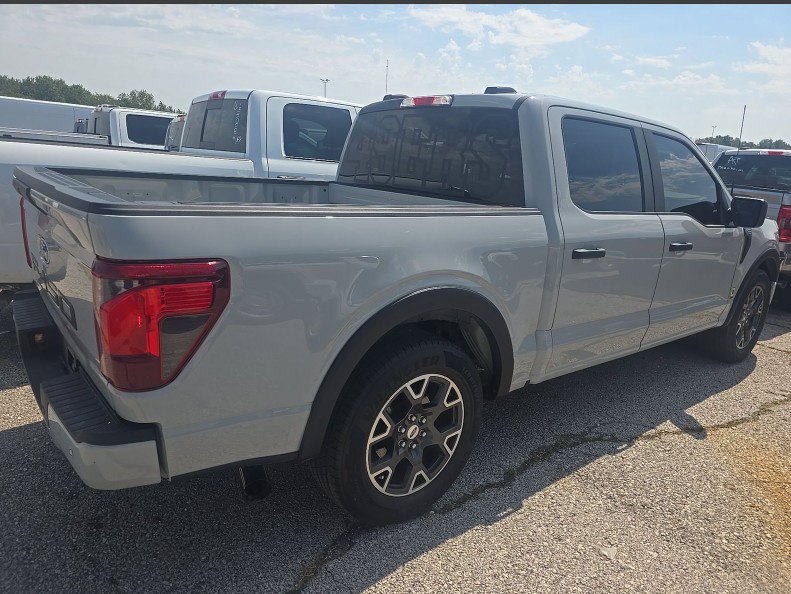 Used 2024 Ford F150 STX w/ Tow/Haul Package RWD image 3