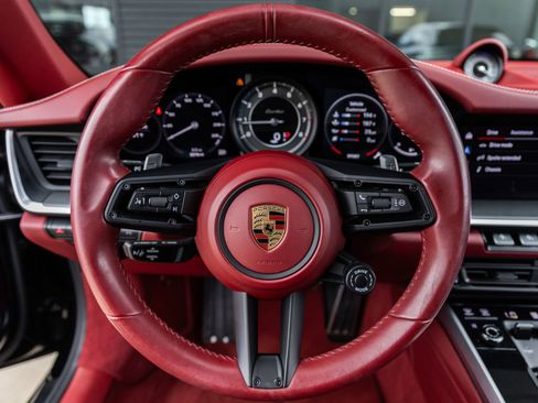 Certified 2022 Porsche 911 Turbo image 33