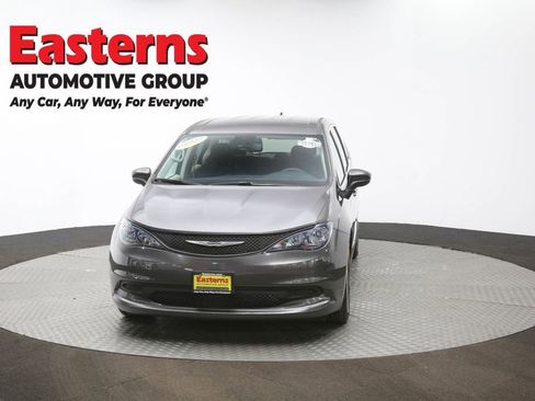 Used 2023 Chrysler Voyager LX FWD image 52