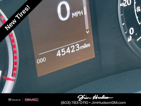 Used 2023 Lexus GX 460 Premium w/ Premium Package AWD/4WD image 3