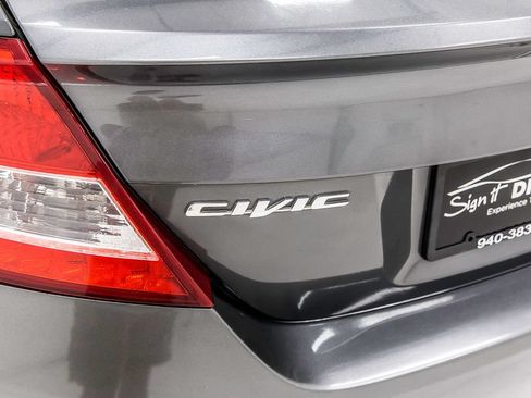 Used 2012 Honda Civic LX image 11