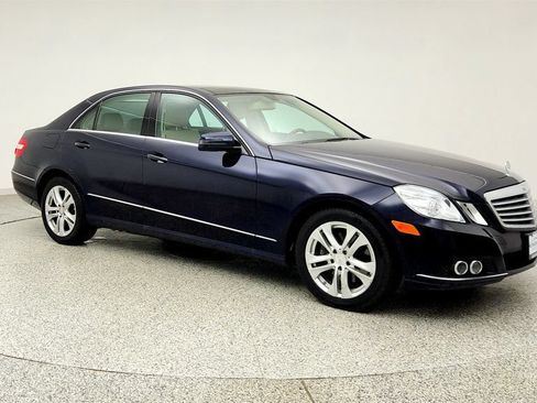 Used 2010 Mercedes-Benz E 350 4MATIC Sedan image 3
