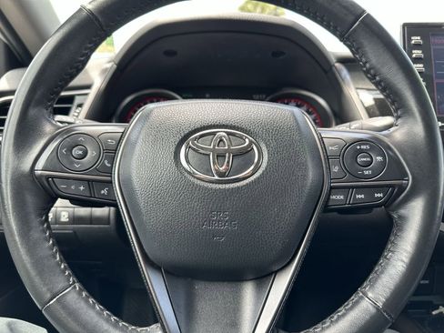 Used 2024 Toyota Camry XSE FWD image 21