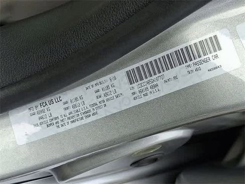 Used 2016 Chrysler 200 Limited image 37