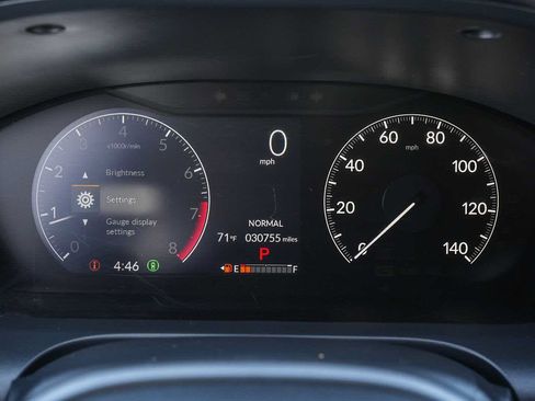 Used 2025 Honda HR-V LX image 23