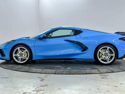 Used 2023 Chevrolet Corvette Stingray Coupe w/ Z51 Performance Package image 4