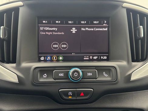 Used 2024 GMC Terrain SLE FWD image 21