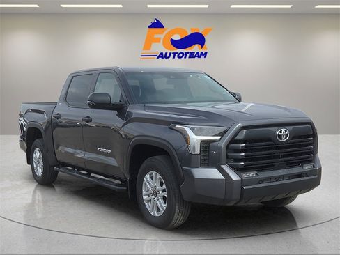 New 2026 Toyota Tundra SR5 image 6