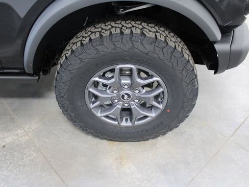 New 2025 Ford Bronco Badlands image 58