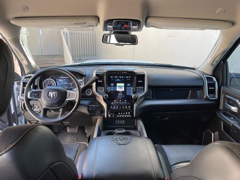 Used 2024 RAM 3500 Laramie AWD/4WD image 12
