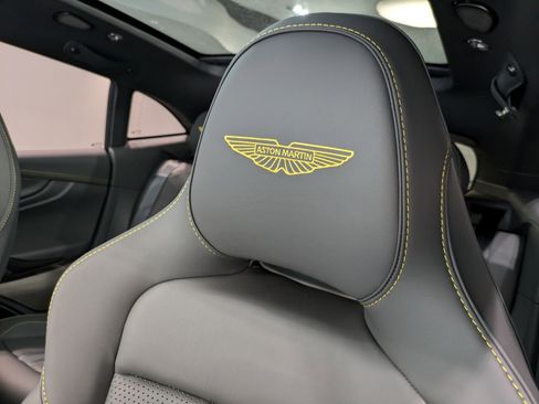 Used 2025 Aston Martin DBX 707 image 5
