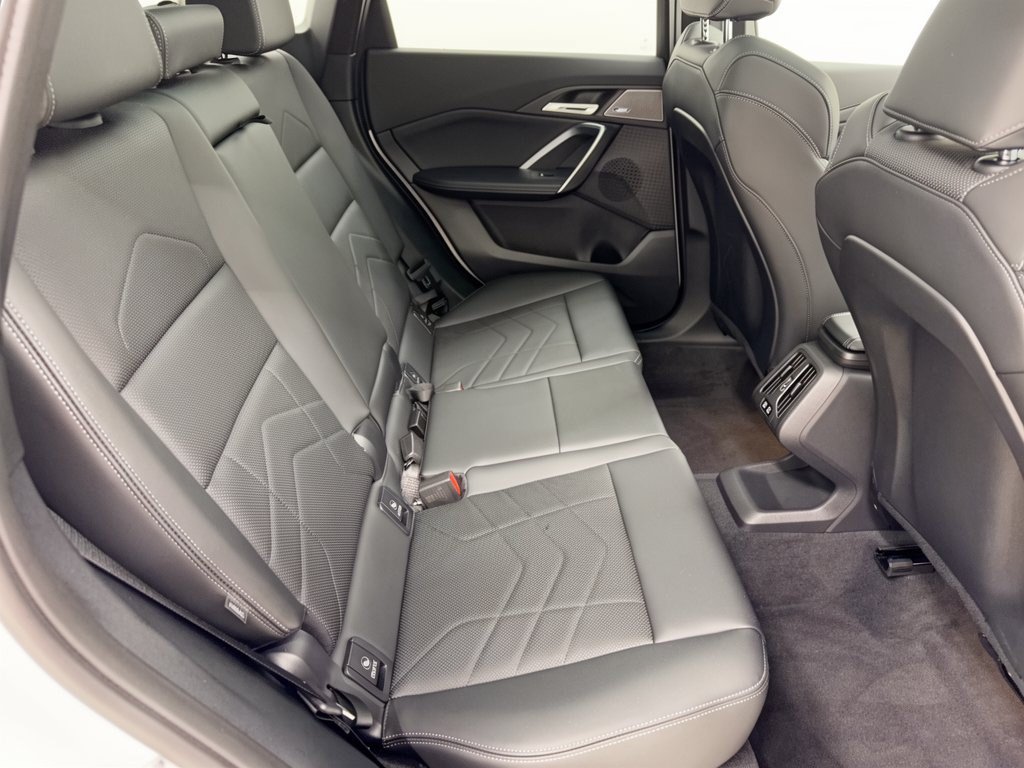Used 2026 BMW X1 xDrive28i AWD/4WD image 29