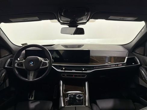 Certified 2024 BMW X6 xDrive40i w/ Executive Package image 29