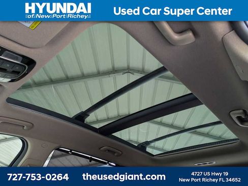 Certified 2023 Hyundai Santa Fe Limited image 27