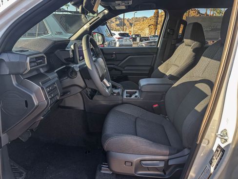 New 2026 Toyota 4Runner SR5 AWD/4WD image 20