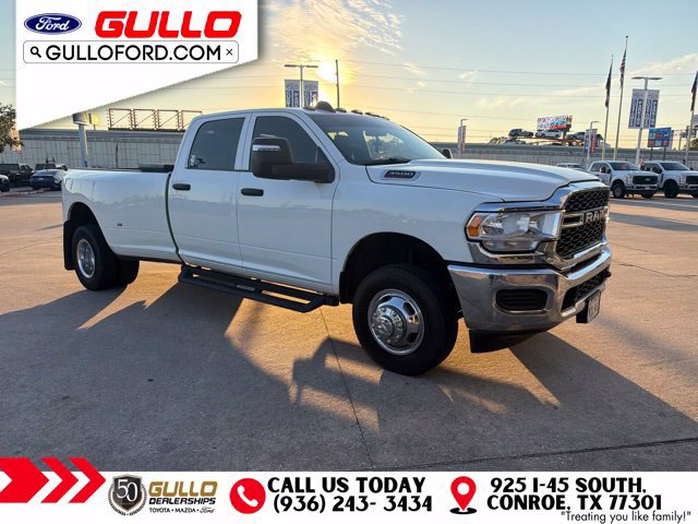 Used 2024 RAM 3500 Tradesman w/ Chrome Appearance Group AWD/4WD image 2