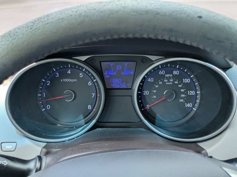 Used 2013 Hyundai Tucson GLS FWD image 25