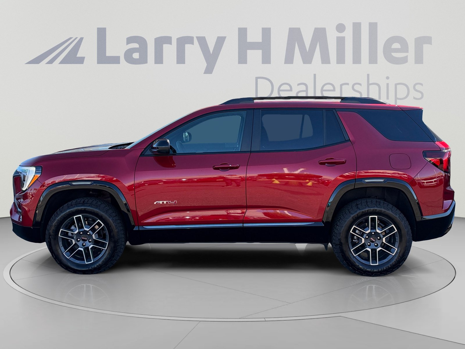 Used 2026 GMC Terrain AT4 w/ Convenience Package III AWD/4WD image 2