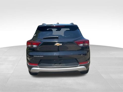 Used 2025 Chevrolet TrailBlazer LT FWD image 5