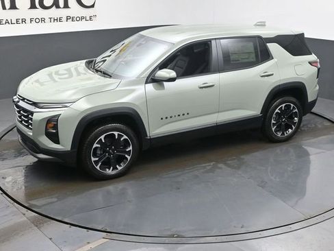 New 2026 Chevrolet Equinox LT w/ Convenience Package II image 22