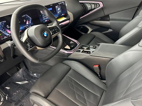 Used 2025 BMW X3 xDrive30i w/ Convenience Package image 4
