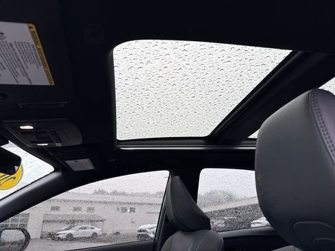 Used 2025 Toyota Camry XSE w/ Premium Package image 31