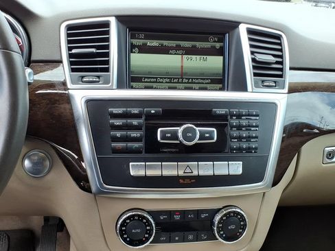 Used 2013 Mercedes-Benz ML 350 4MATIC image 16