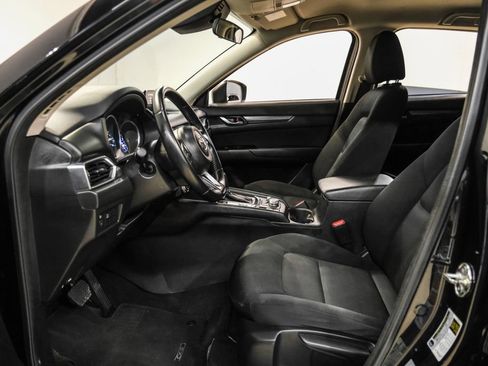 Used 2019 MAZDA CX-5 Sport FWD image 4