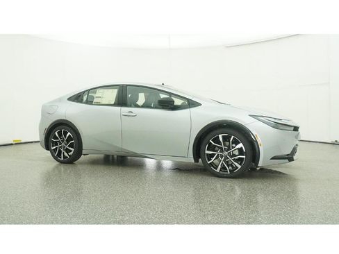 New 2026 Toyota Prius Plug-In Hybrid image 28