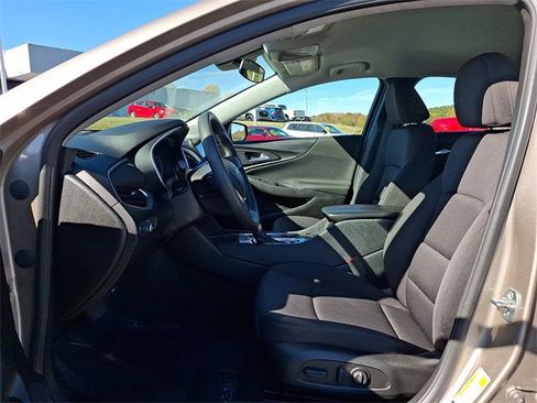 Used 2024 Chevrolet Malibu LT image 13