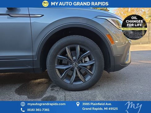 Used 2022 Volkswagen Tiguan SE image 31