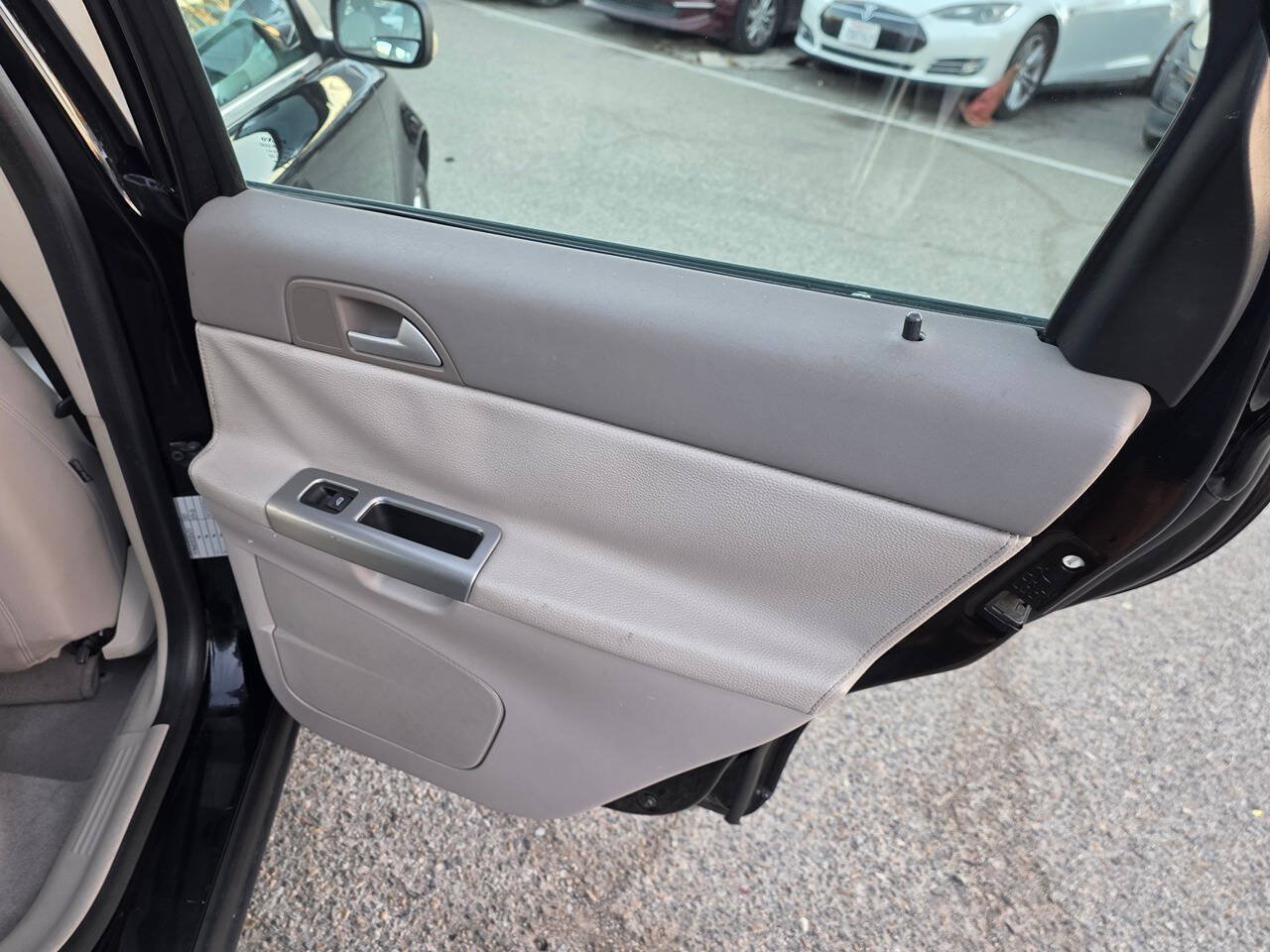 Used 2005 Volvo V50 T5 FWD image 28