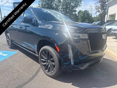 Certified 2023 Cadillac Escalade ESV Sport Platinum w/ LPO, ONYX Package AWD/4WD image 1