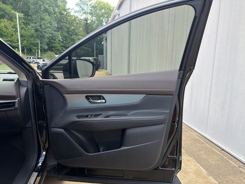 Certified 2026 Nissan Murano Platinum w/ Cargo Package AWD/4WD image 19