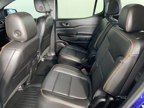 Used 2023 GMC Acadia AT4 w/ Technology Package AWD/4WD image 24