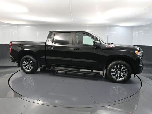 Used 2022 Chevrolet Silverado 1500 RST image 4