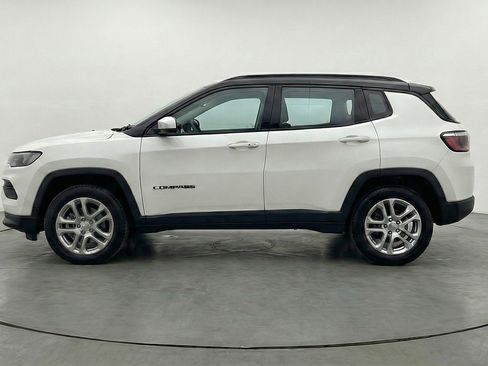 Used 2025 Jeep Compass Limited AWD/4WD image 5