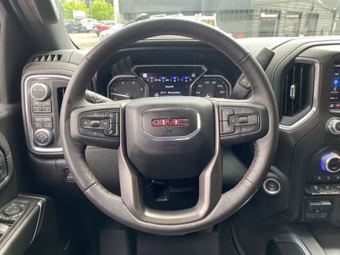 Used 2021 GMC Sierra 2500 AT4 w/ AT4 Premium Plus Package AWD/4WD image 19