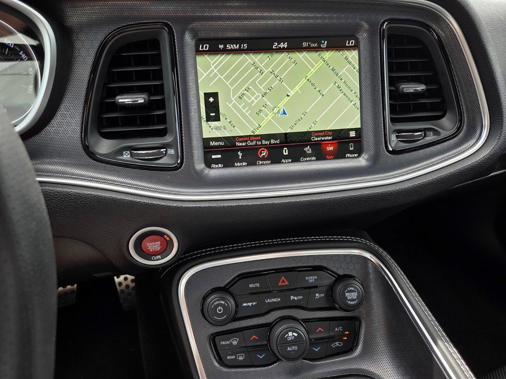 Used 2018 Dodge Challenger SRT RWD image 21