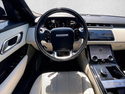 Used 2018 Land Rover Range Rover Velar R-Dynamic SE AWD/4WD image 7
