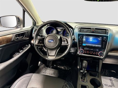 Used 2018 Subaru Outback 3.6R Limited w/ Popular Package #2 image 14