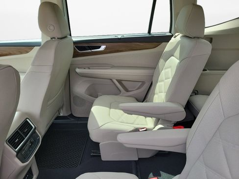 New 2026 Volkswagen Atlas SE AWD/4WD image 13