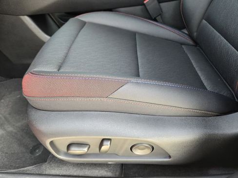 New 2026 Chevrolet Equinox RS image 19