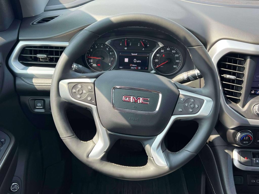 Used 2023 GMC Acadia SLT w/ Elevation Edition AWD/4WD image 15