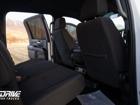 Used 2023 Chevrolet Silverado 2500 LT image 19