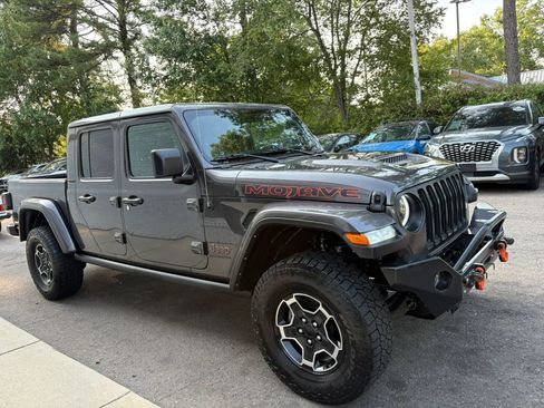 Used 2022 Jeep Gladiator Mojave w/ Cold Weather Group AWD/4WD image 5