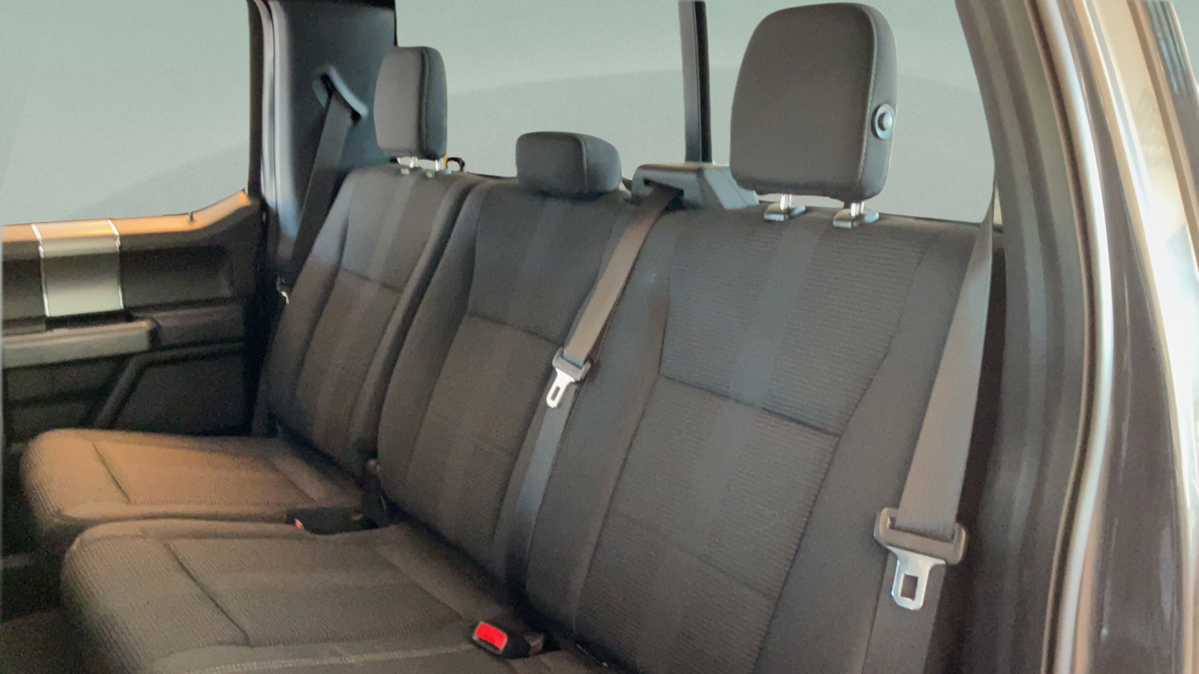 Used 2016 Ford F150 XLT w/ Equipment Group 302A Luxury AWD/4WD image 30